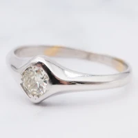 /public/photos/live/Antique Art Deco Small Round Moissanite Engagement Ring 842 (3).webp